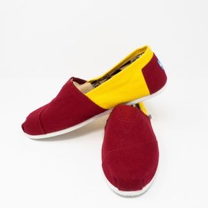 TOMS Mens Classics USC Slip On Red Yellow